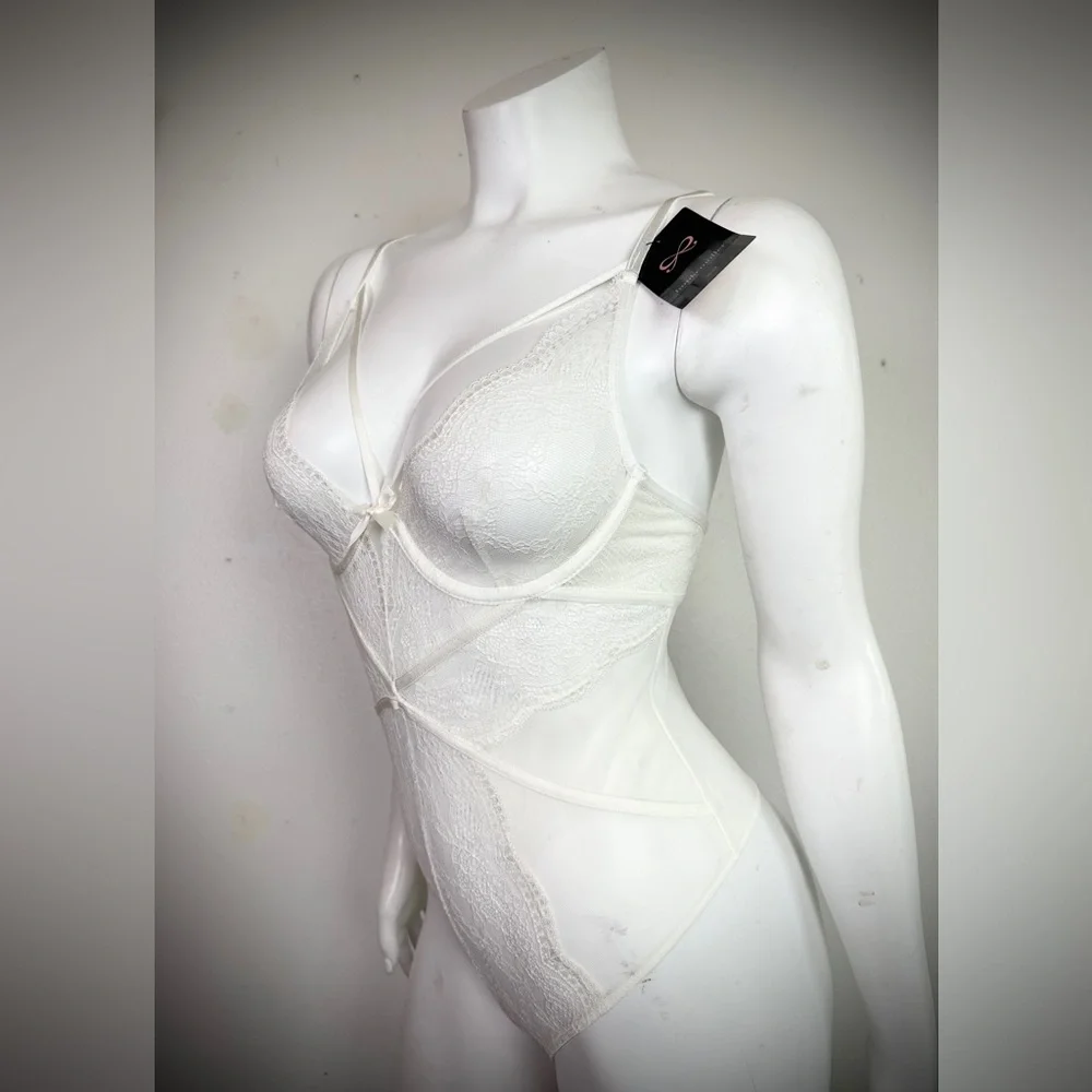 NWT hunkemöller Isabelle Bodysuit size Medium - Picture 9 of 16